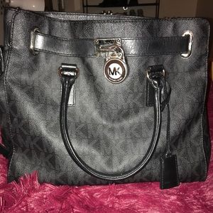 Michael Kors Large Hamilton Bag Black Monogram